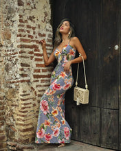 Cargar imagen en el visor de la galería, V-246-G VESTIDO SIRENA FLORAL GRIS